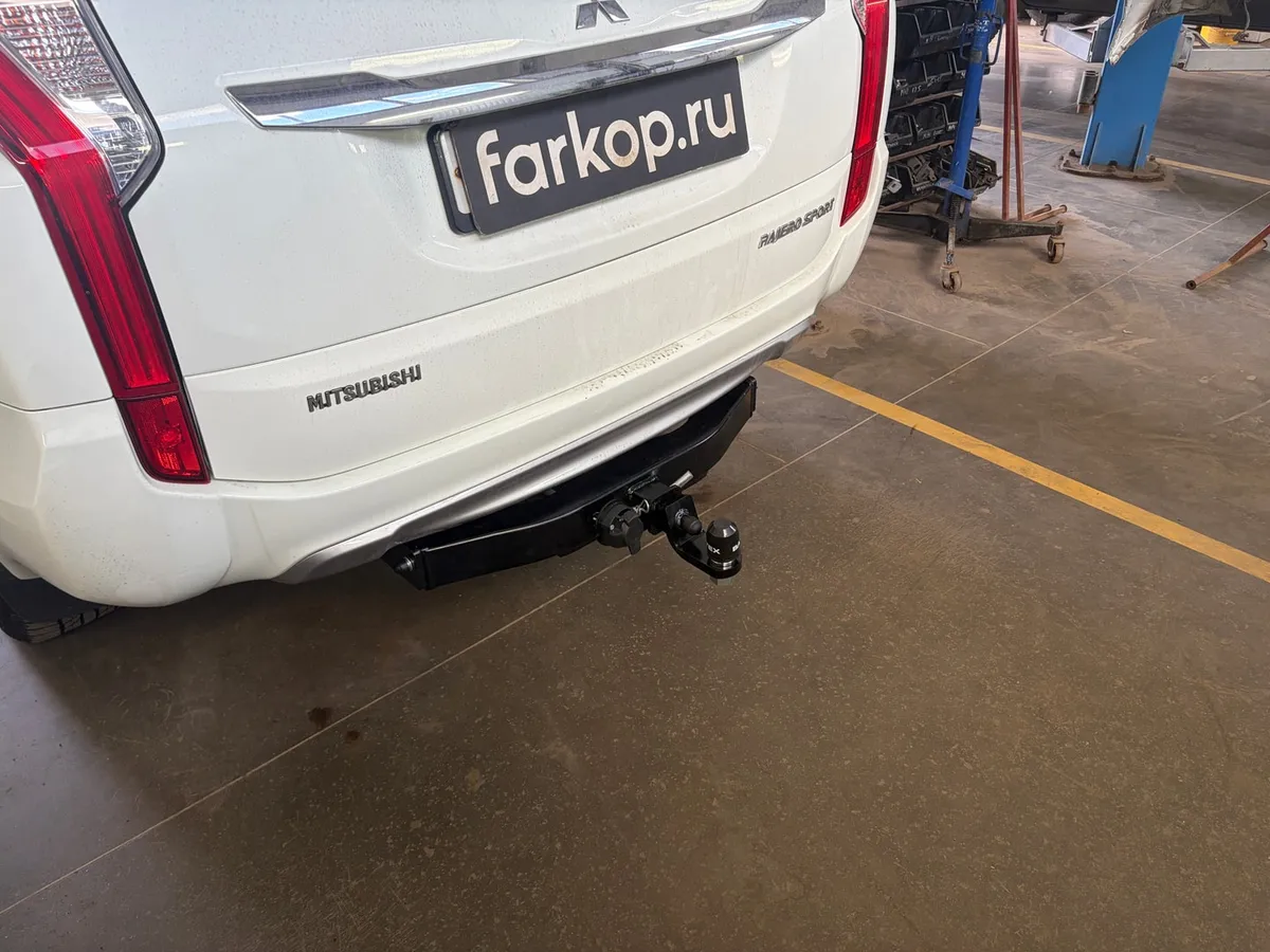 Фаркоп TowRus для Mitsubishi Pajero Sport 2017-2021 189379 в Киров
