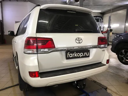 Фаркоп Steinhof для Toyota Land Cruiser J200 2008- T-172 в Киров