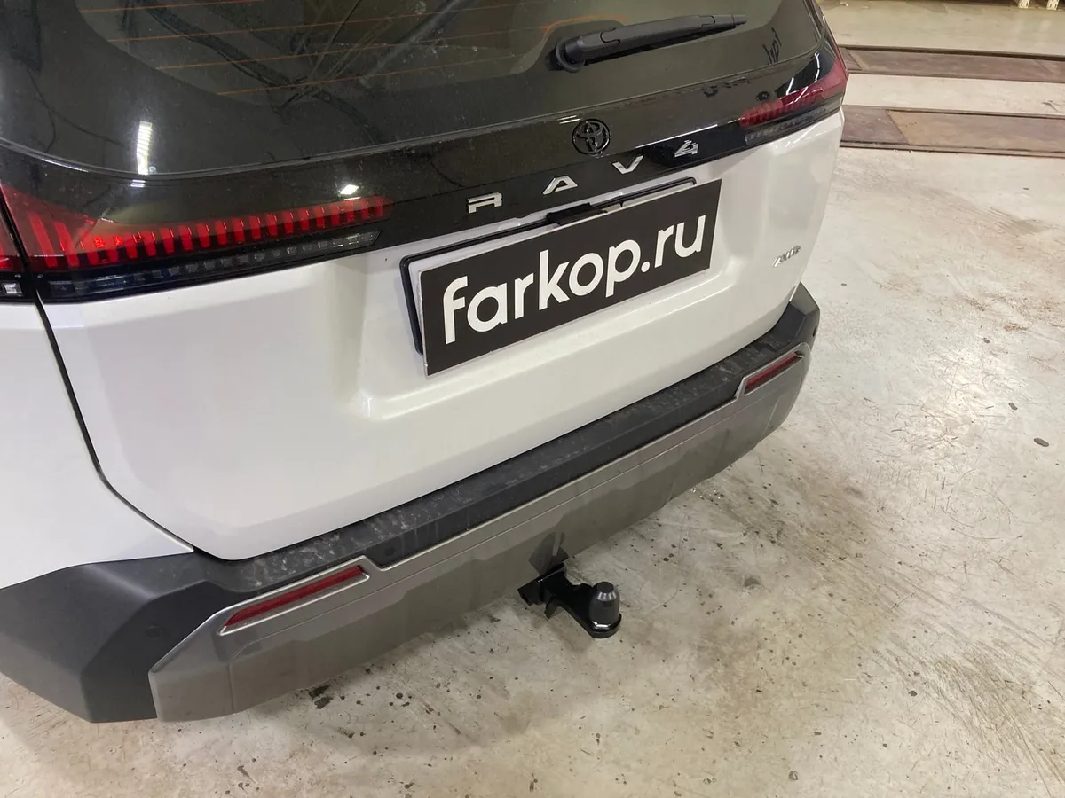 Фаркоп Berg для Toyota RAV4 2025- F.5717.002 в Киров