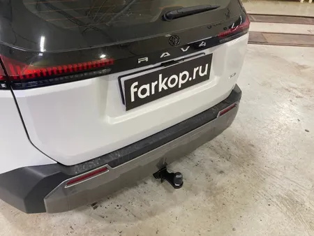 Фаркоп Berg для Toyota RAV4 2025- F.5717.002 в Киров