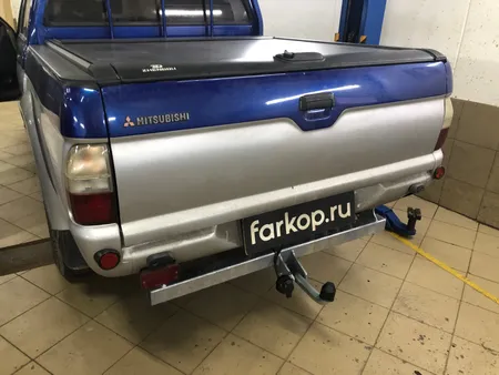 Фаркоп Galia для Mitsubishi L200 1996-2006 M120A в Киров