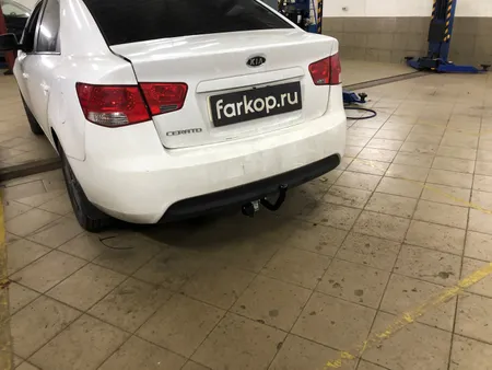 Фаркоп Лидер Плюс для Kia Cerato 1.6 (седан) 2009-2012 Арт. K109-A K109-A в Киров