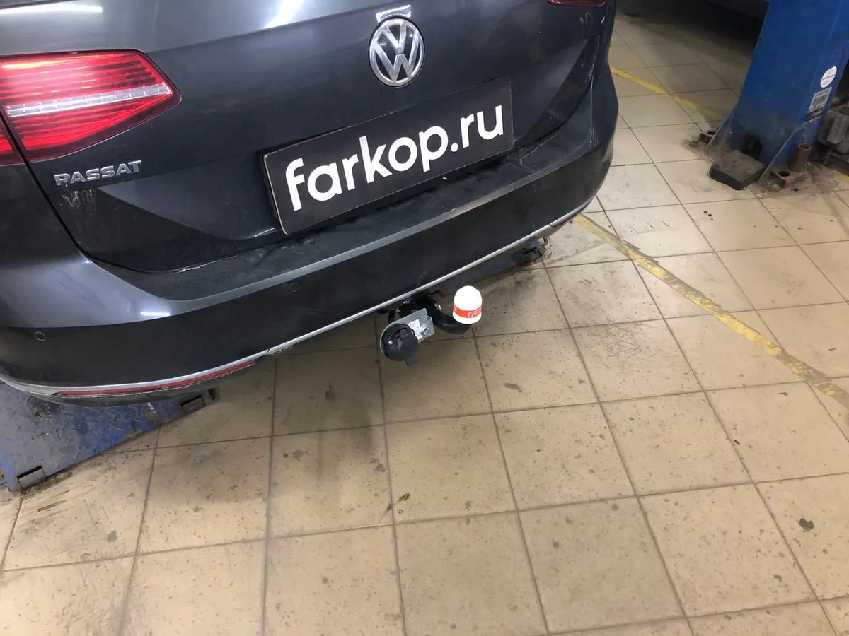 Фаркоп Трейлер для Volksvagen Passat 2014-2023 9712 в Киров