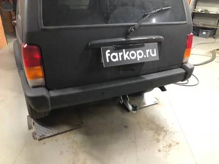 Фаркоп Galia для Jeep Cherokee 1997-2001 J005A в Киров